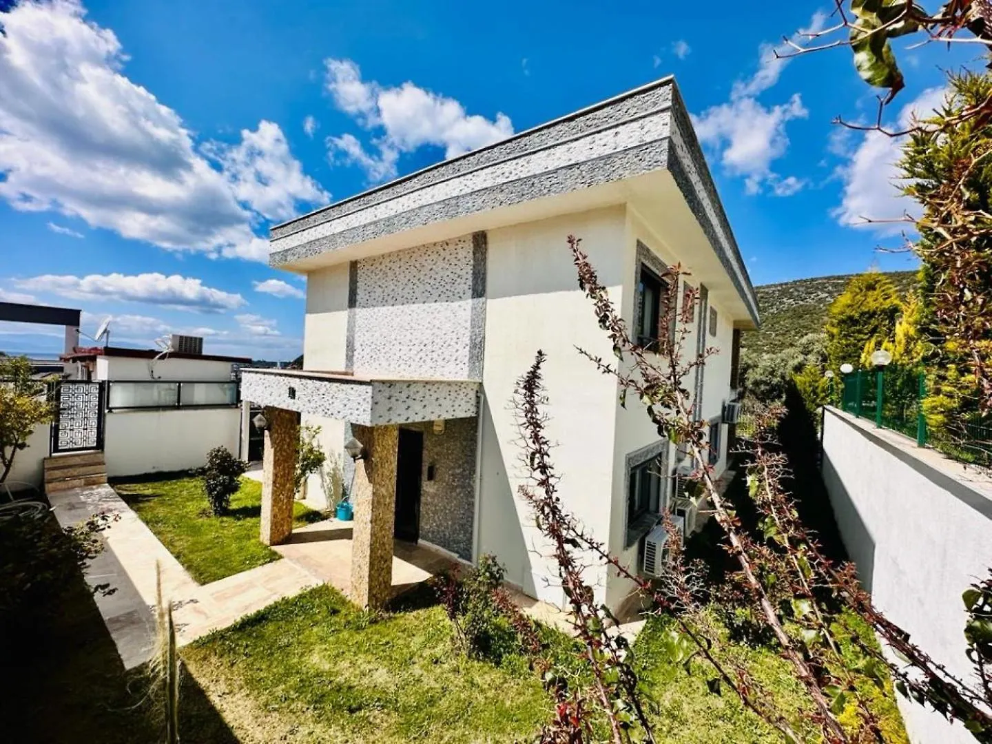 Villa Bella クシャダス