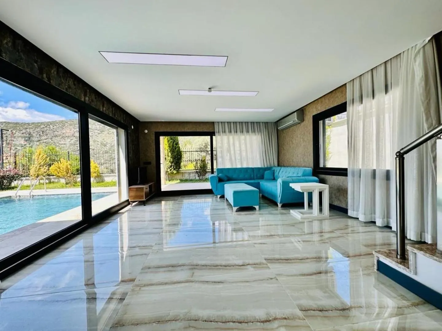 Villa Bella クシャダス