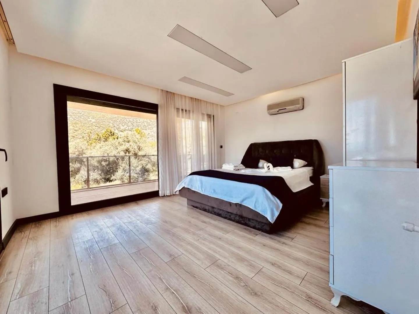 Villa Bella クシャダス